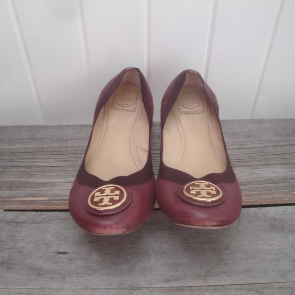 Tory Burch Leather Ballet Flats Burgandy Color with Gold TT Size 11M - Picture 2 of 9